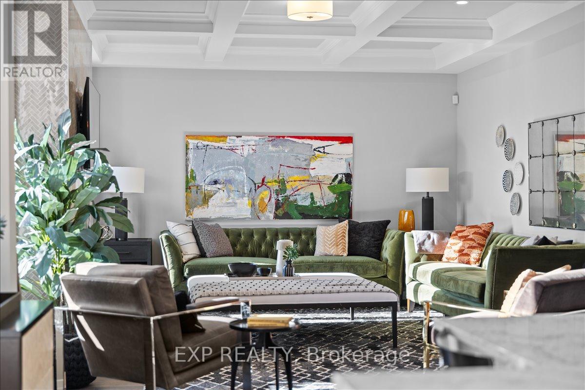 1036 De Pencier Drive