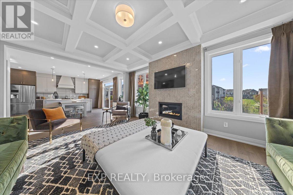 1036 De Pencier Drive