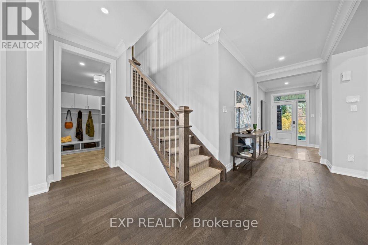 1036 De Pencier Drive