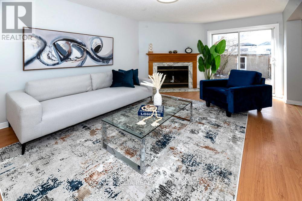 137 Bridlewood Drive S