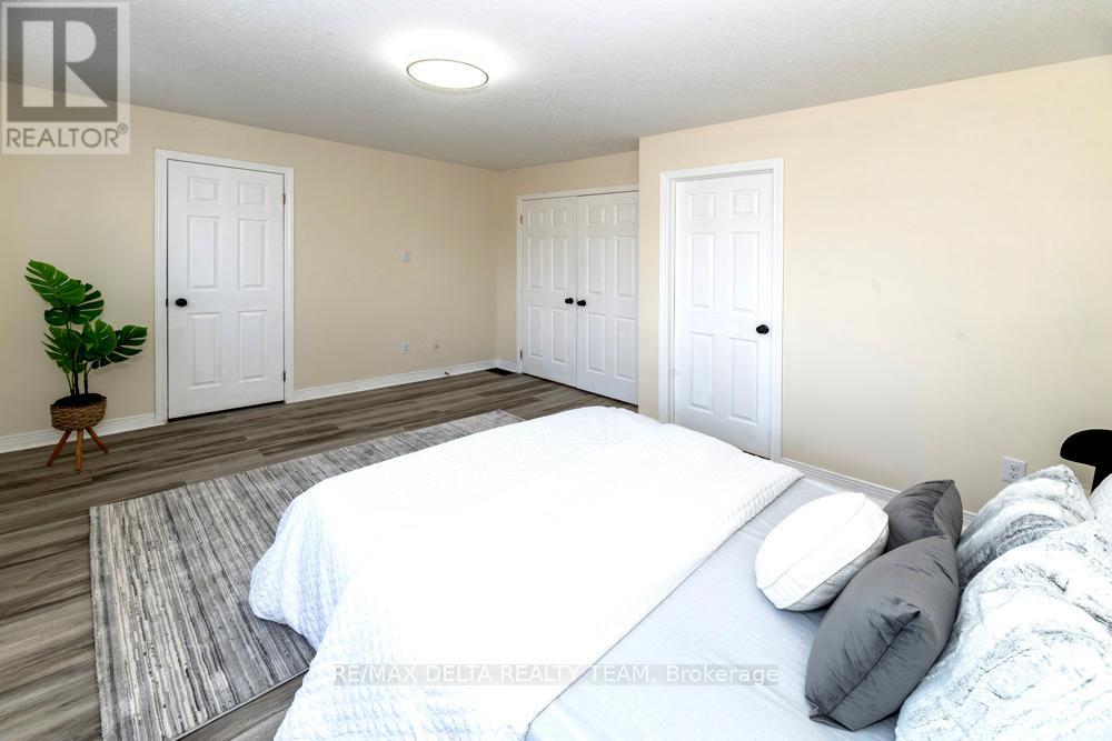 137 Bridlewood Drive S