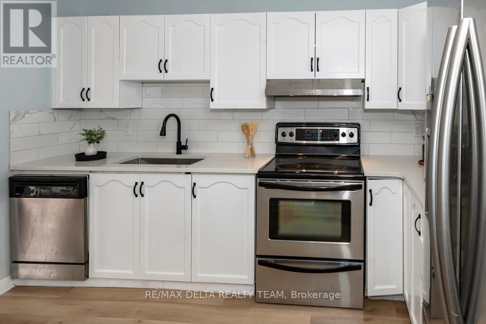 137 Bridlewood Drive S