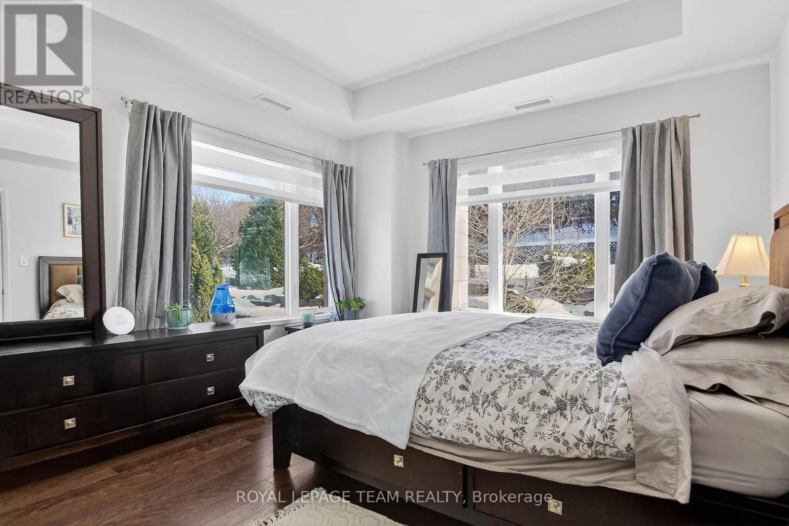 204 - 310 Centrum Boulevard