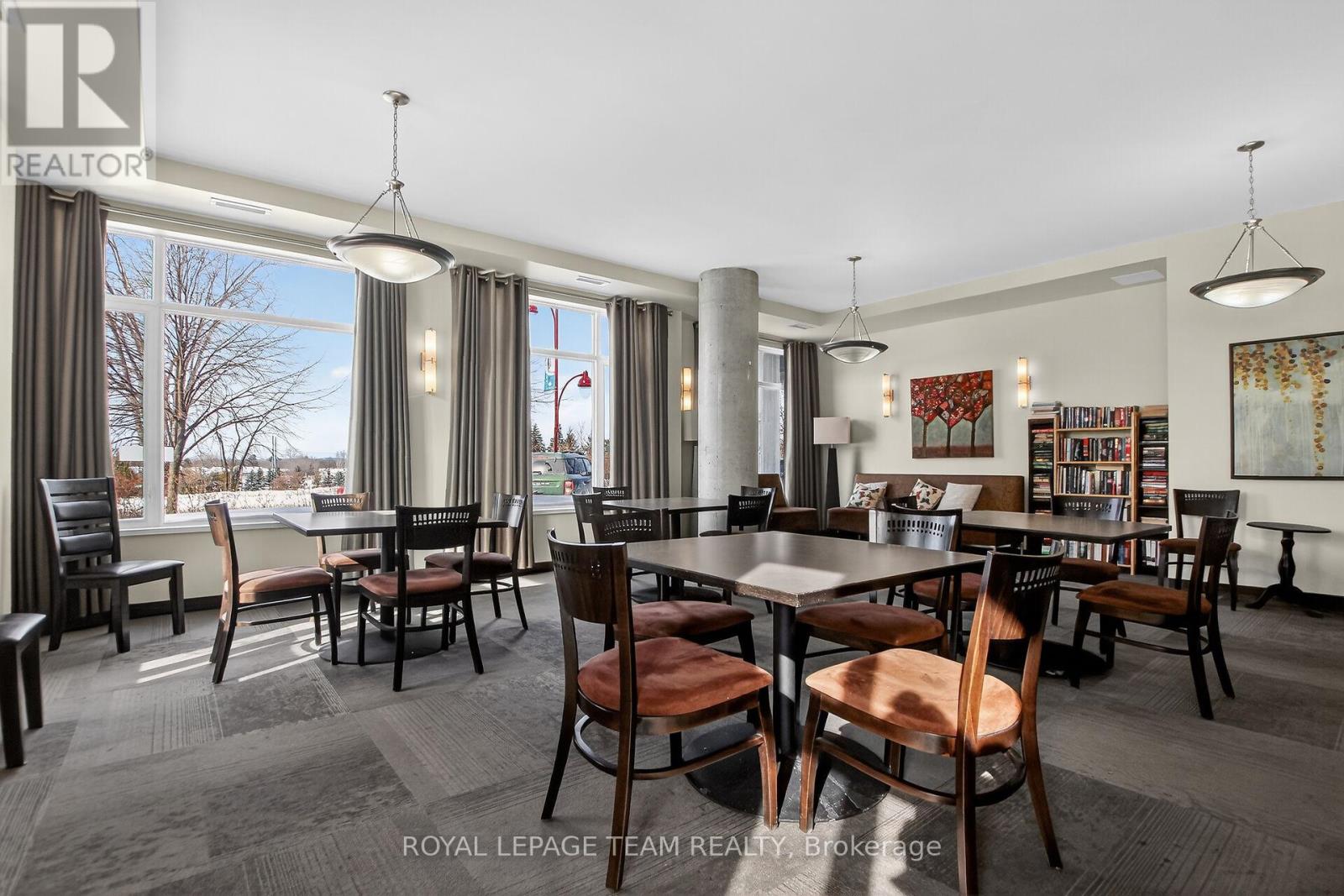 204 - 310 Centrum Boulevard