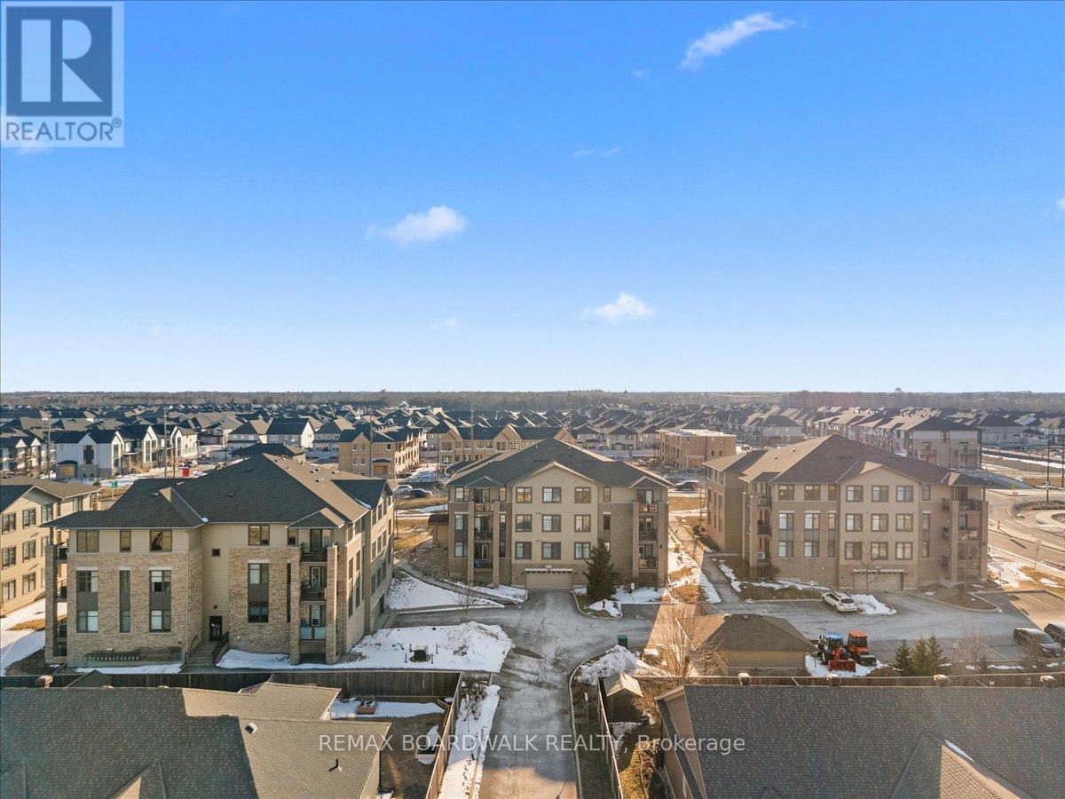 B102 - 210 Janka Private