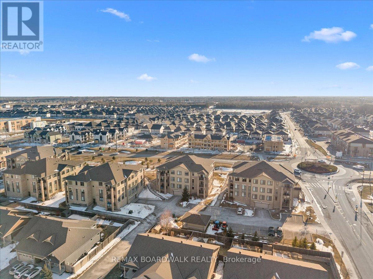 B102 - 210 Janka Private