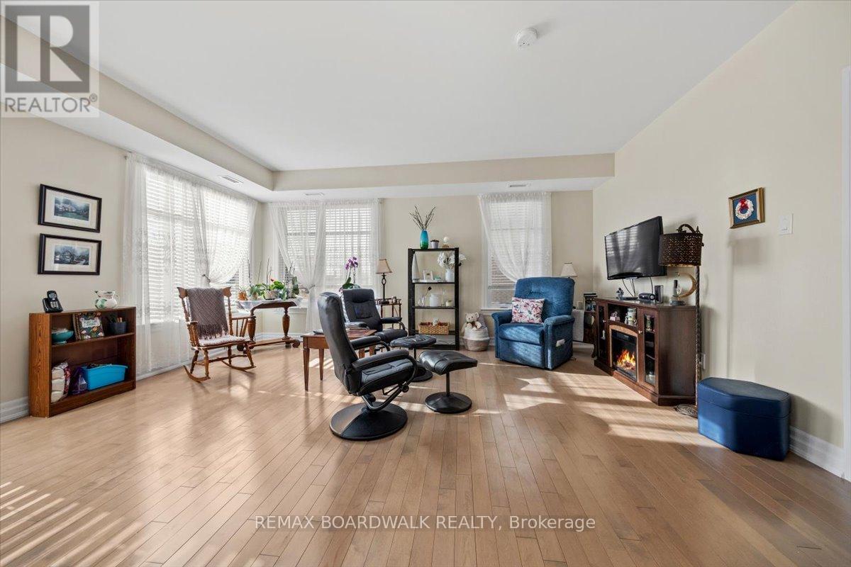 B102 - 210 Janka Private