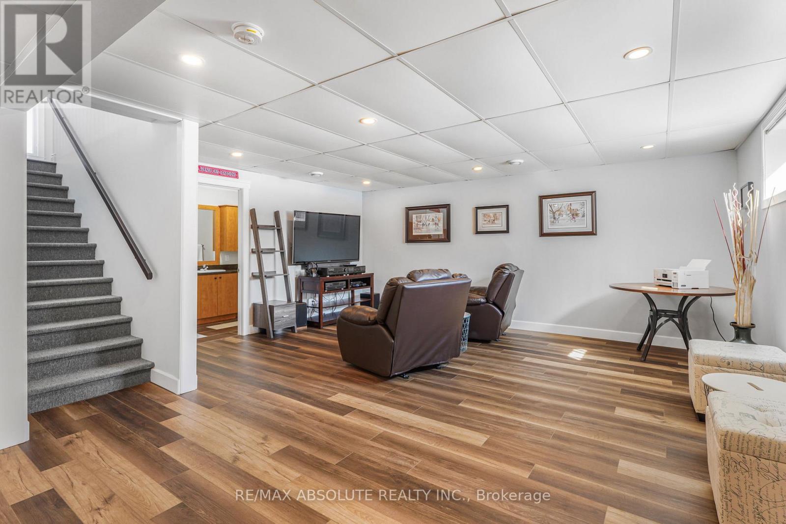 2655 Charbonneau Road