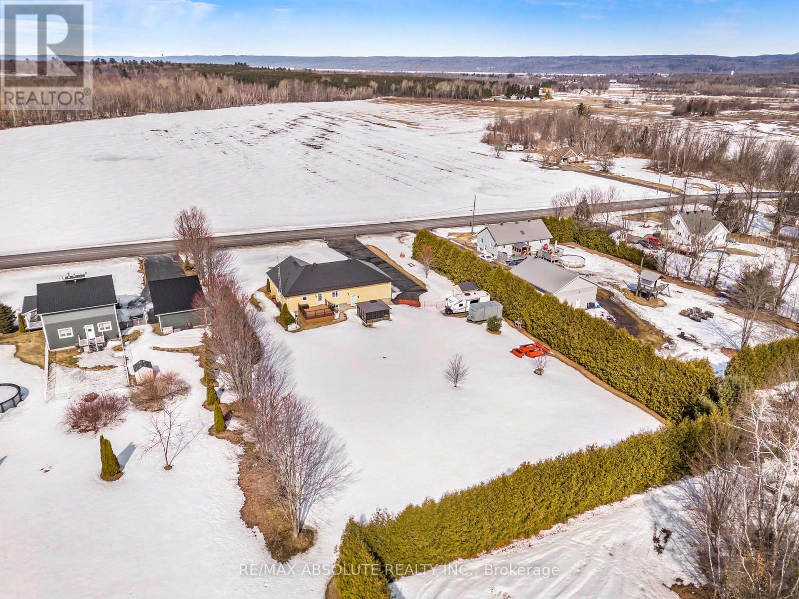 2655 Charbonneau Road