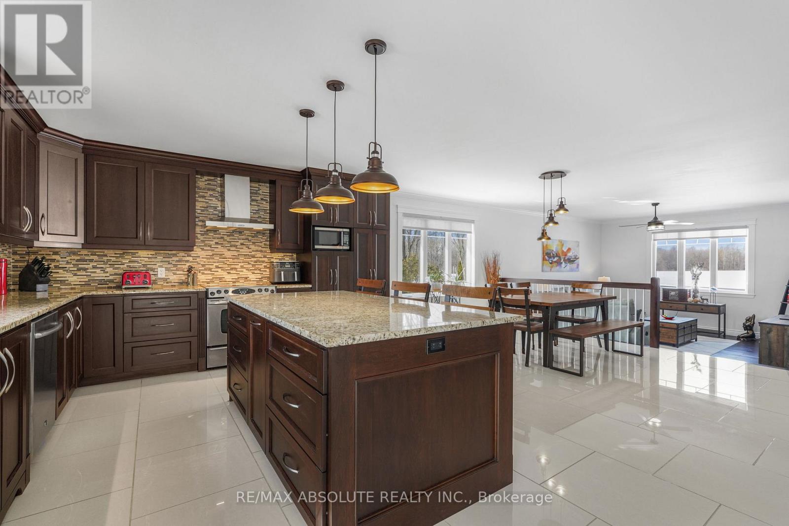 2655 Charbonneau Road