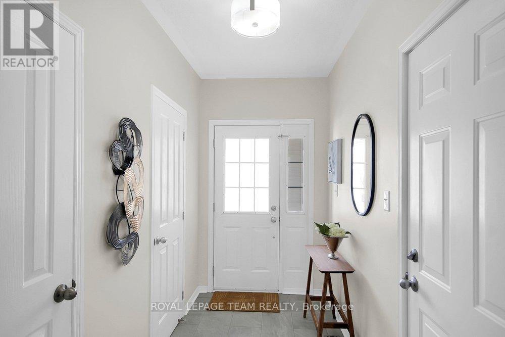 19 Fieldberry Private