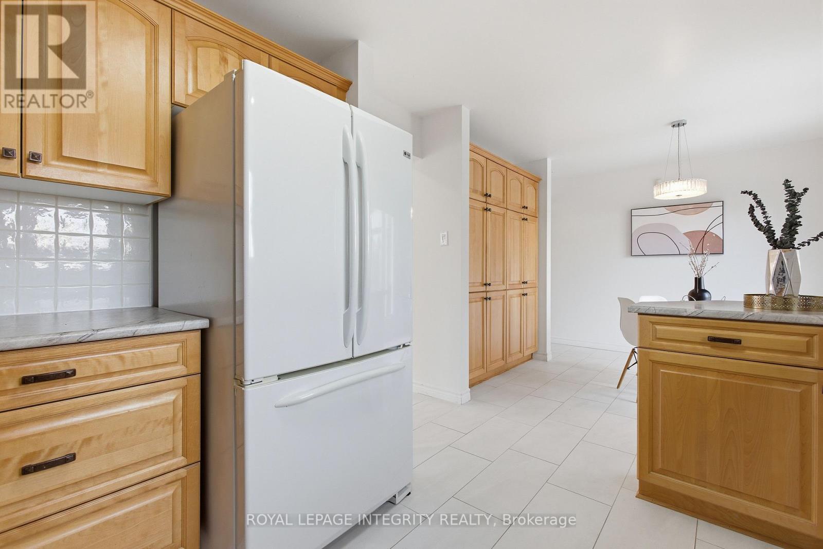 1019 Driftwood Crescent