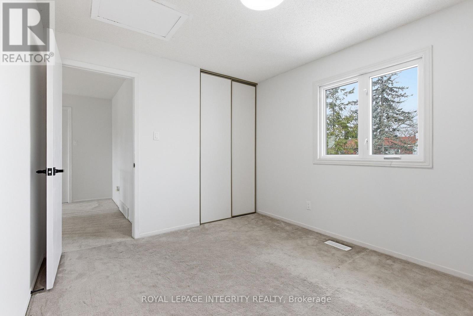 1019 Driftwood Crescent