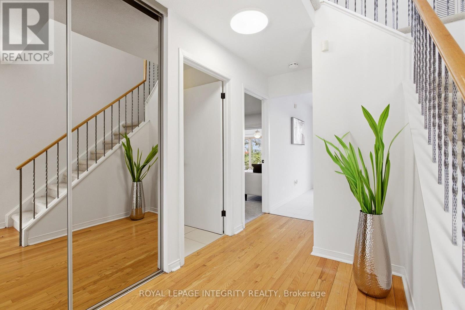 1019 Driftwood Crescent