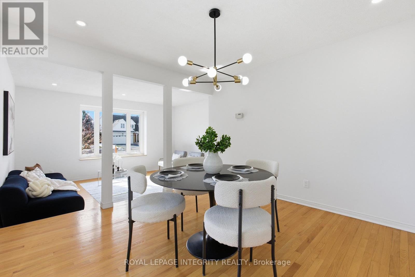 1019 Driftwood Crescent