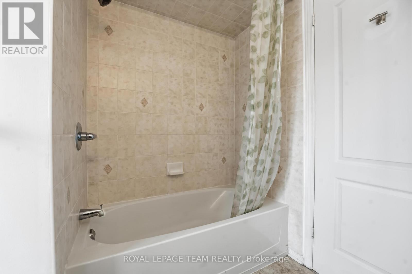 136 Calaveras Avenue