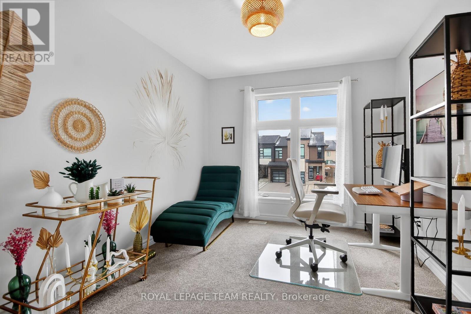 545 Borbridge Avenue