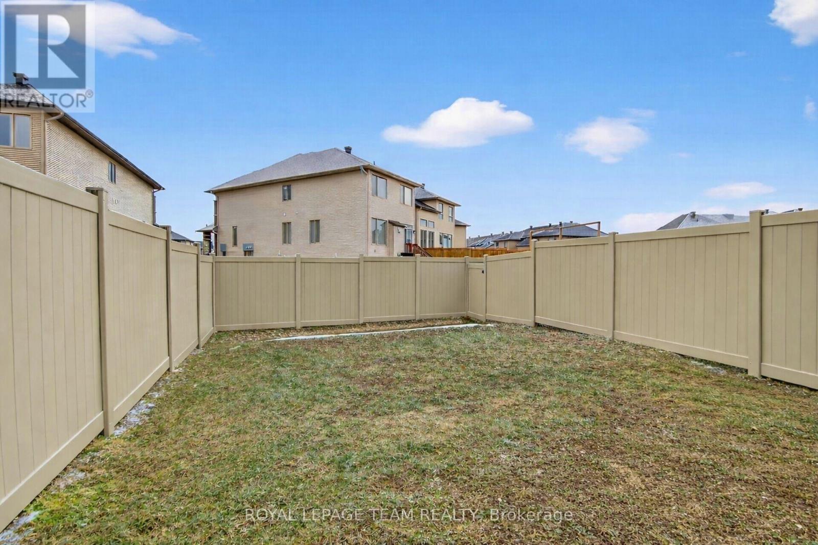 545 Borbridge Avenue