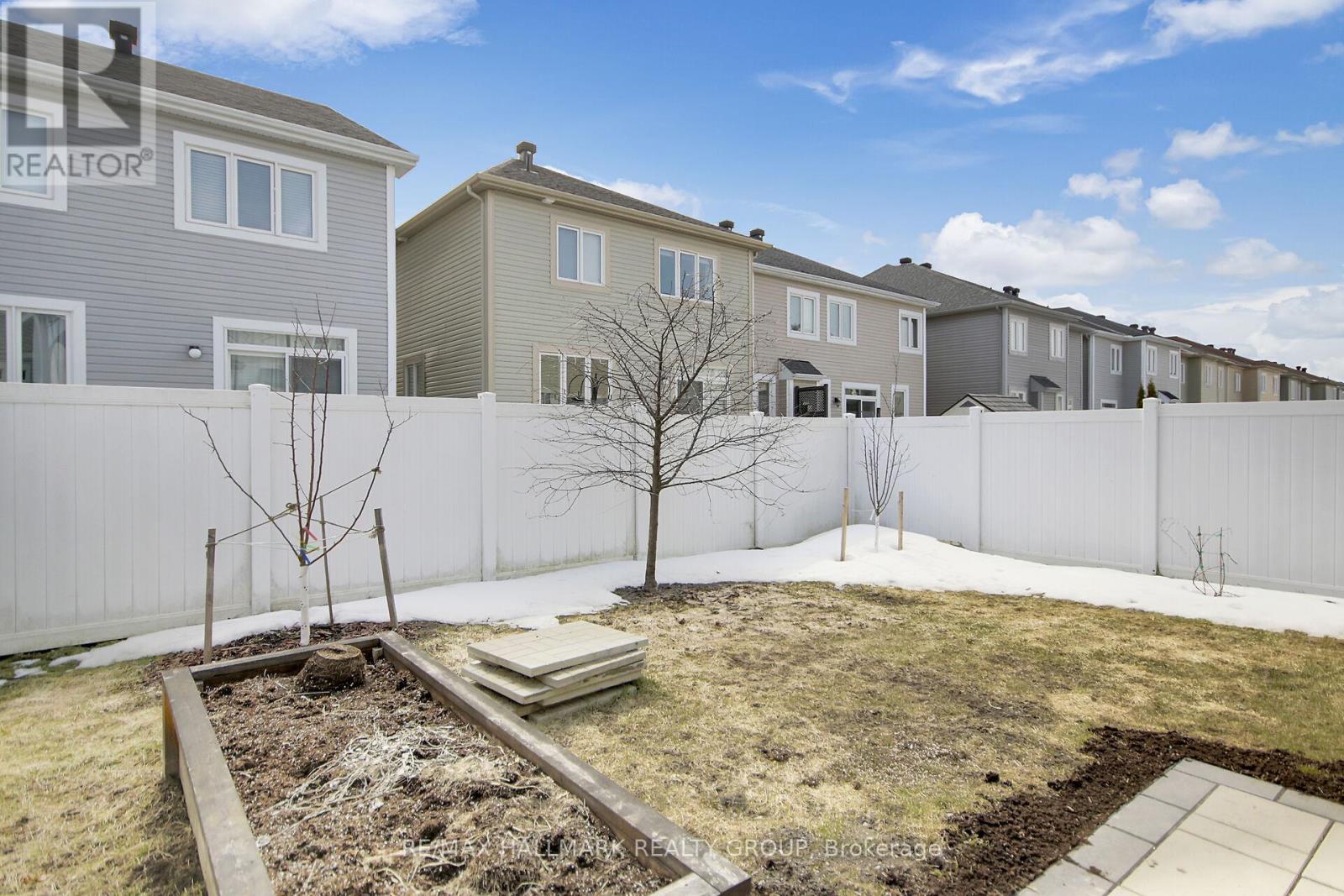 225 Rivertree Street