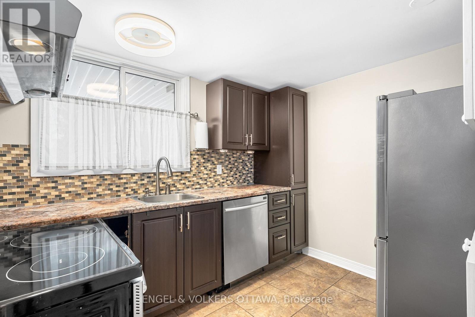 109 - 6532 Bilberry Drive