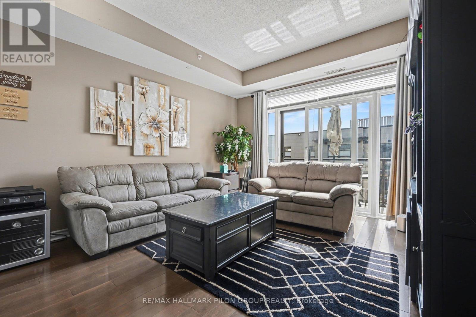 403 - 230 Titanium Private