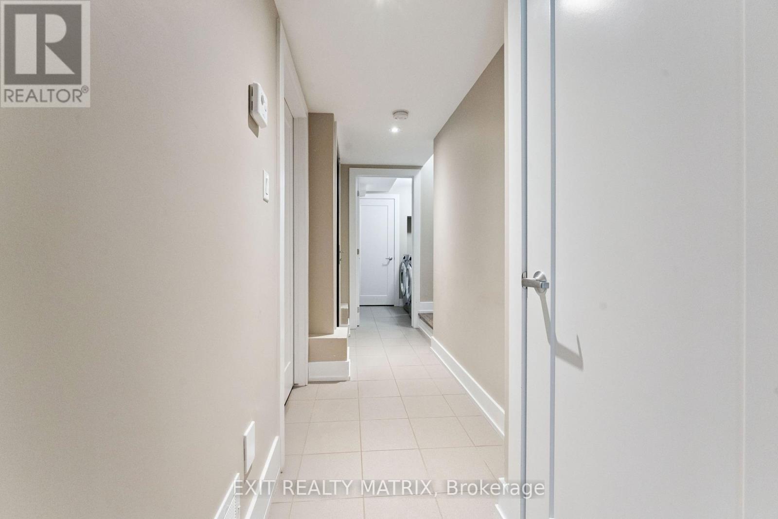 97 Queen Mary Street