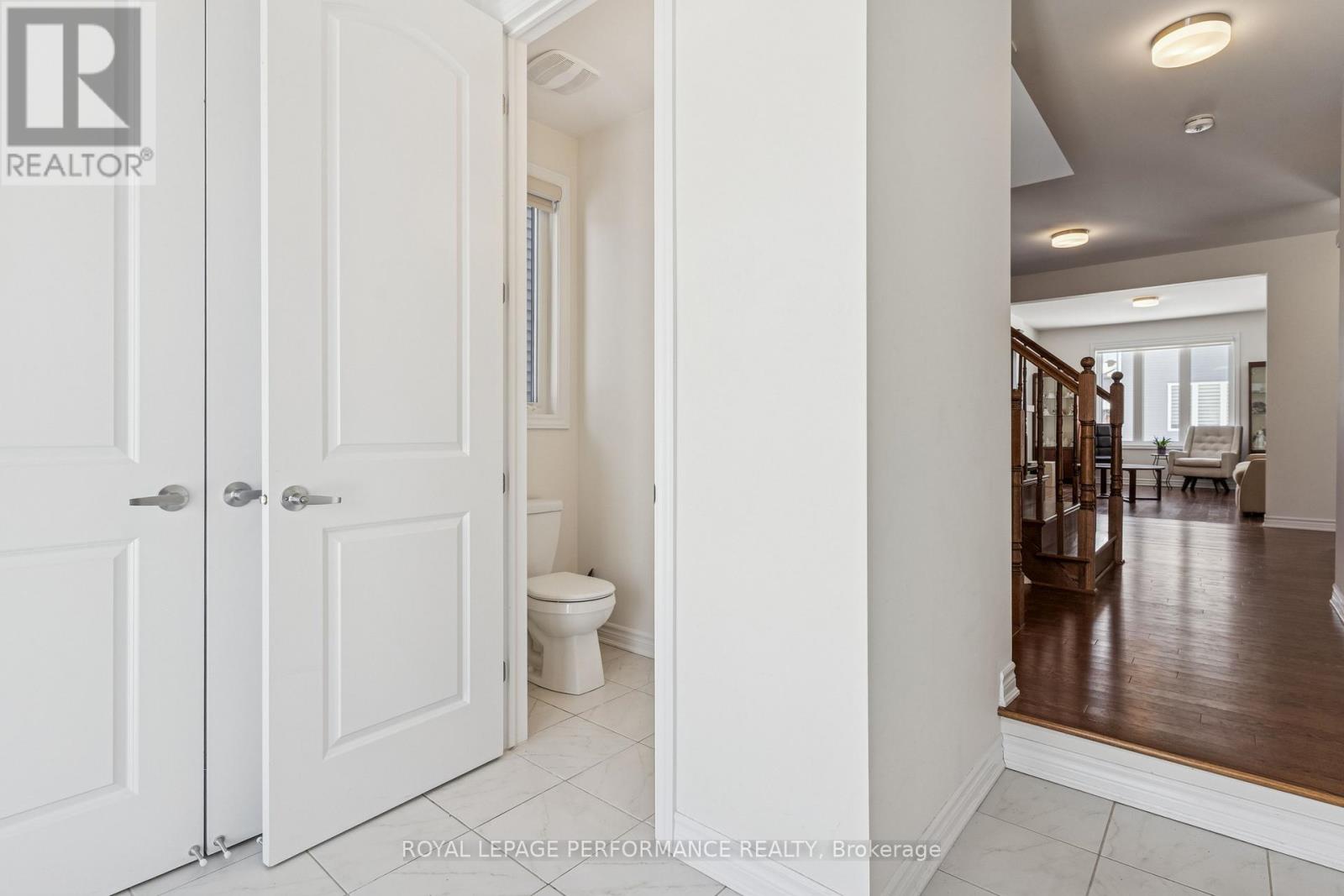 845 Snap Hook Crescent