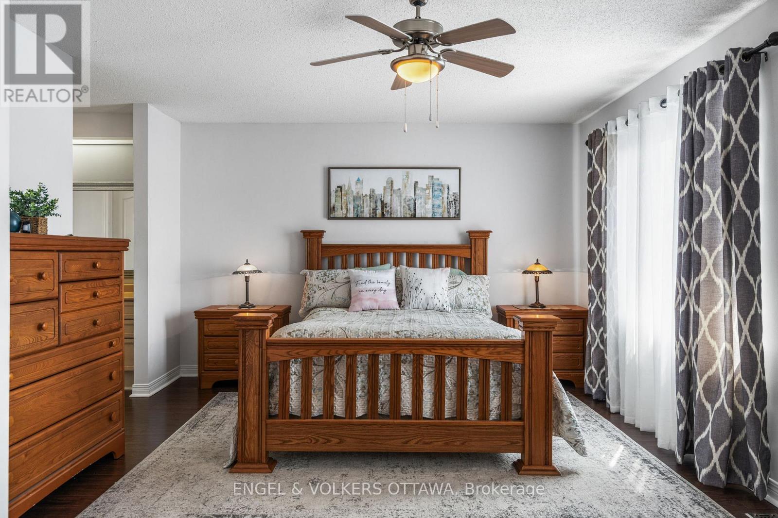 17 Hunterswood Crescent