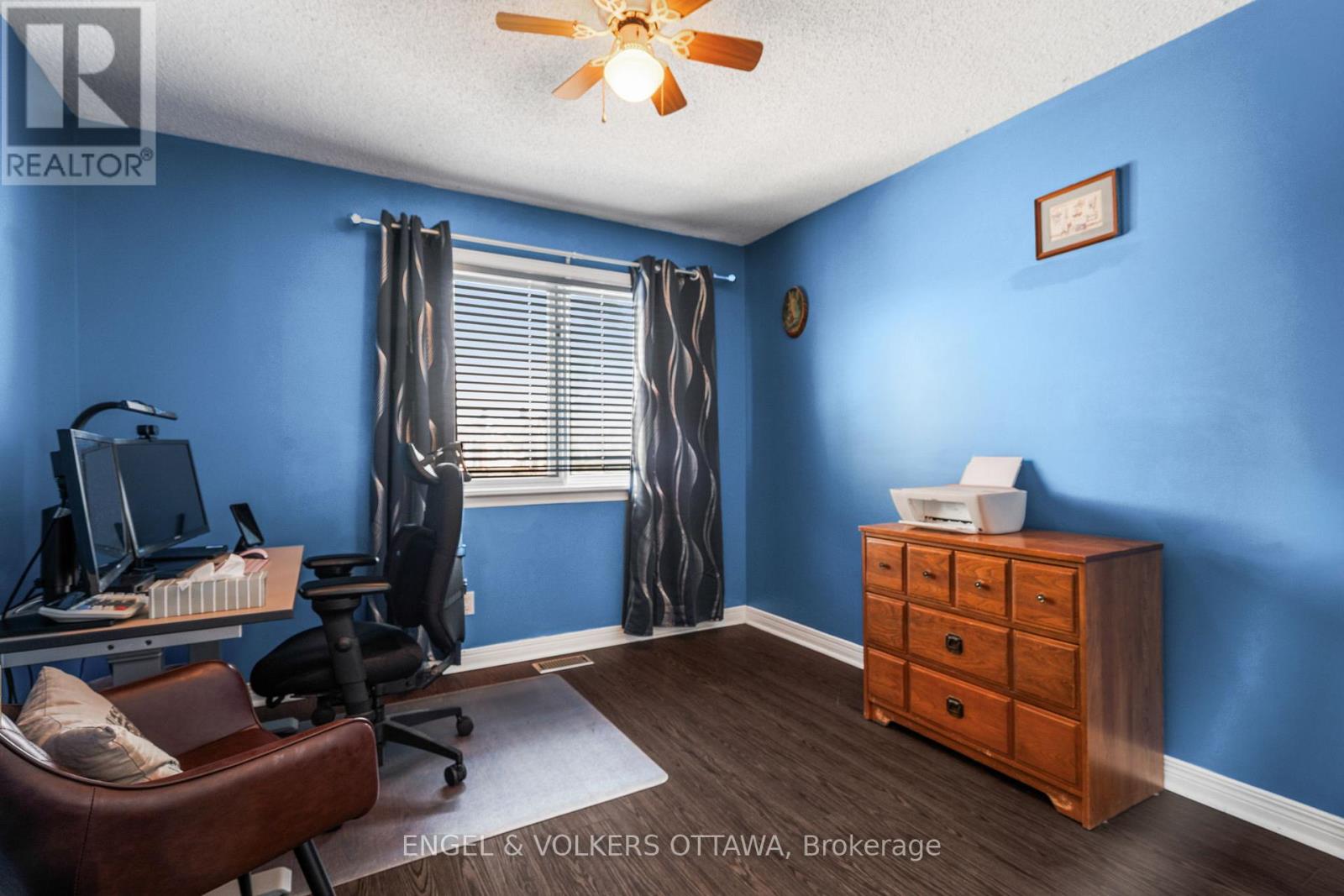 17 Hunterswood Crescent