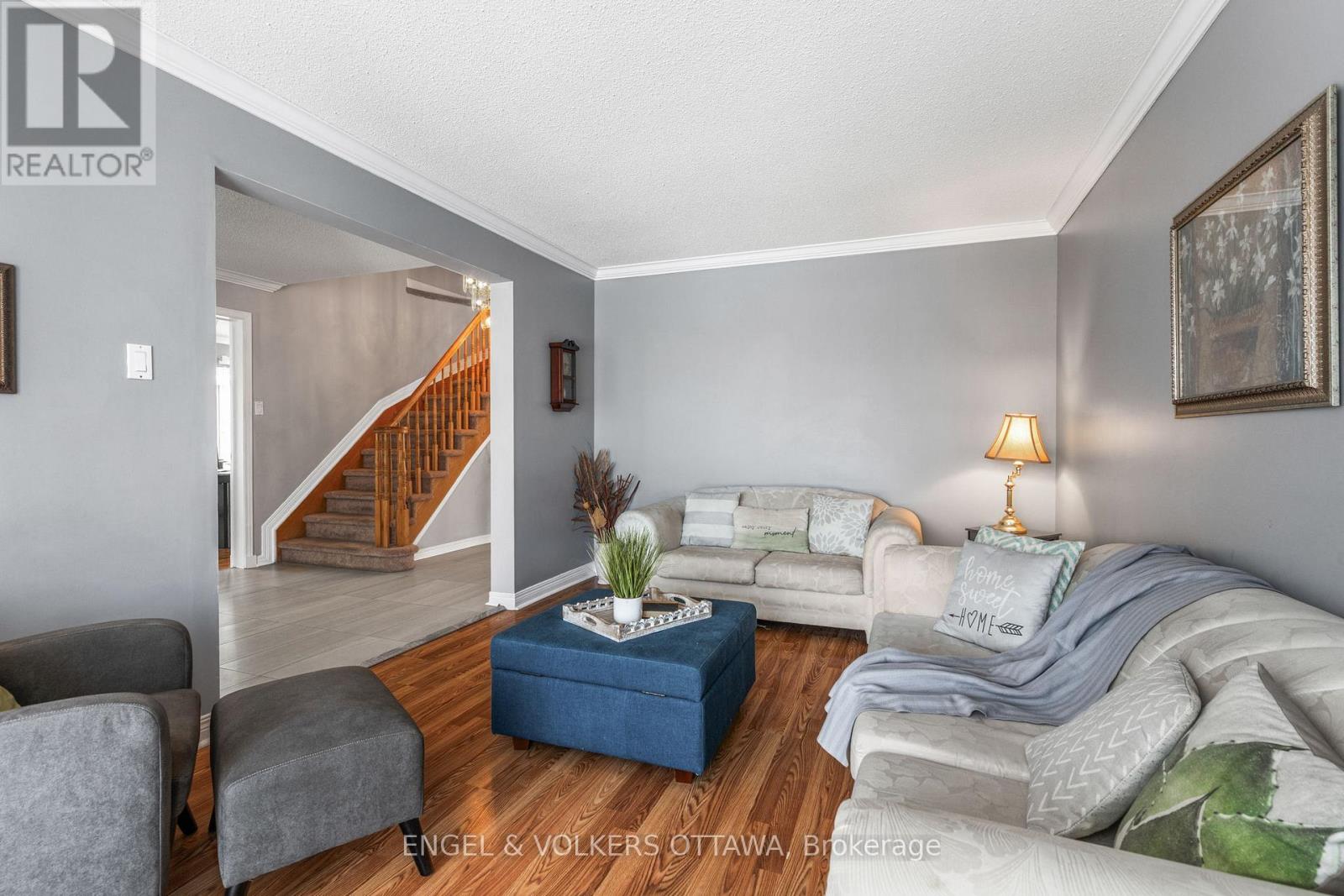 17 Hunterswood Crescent