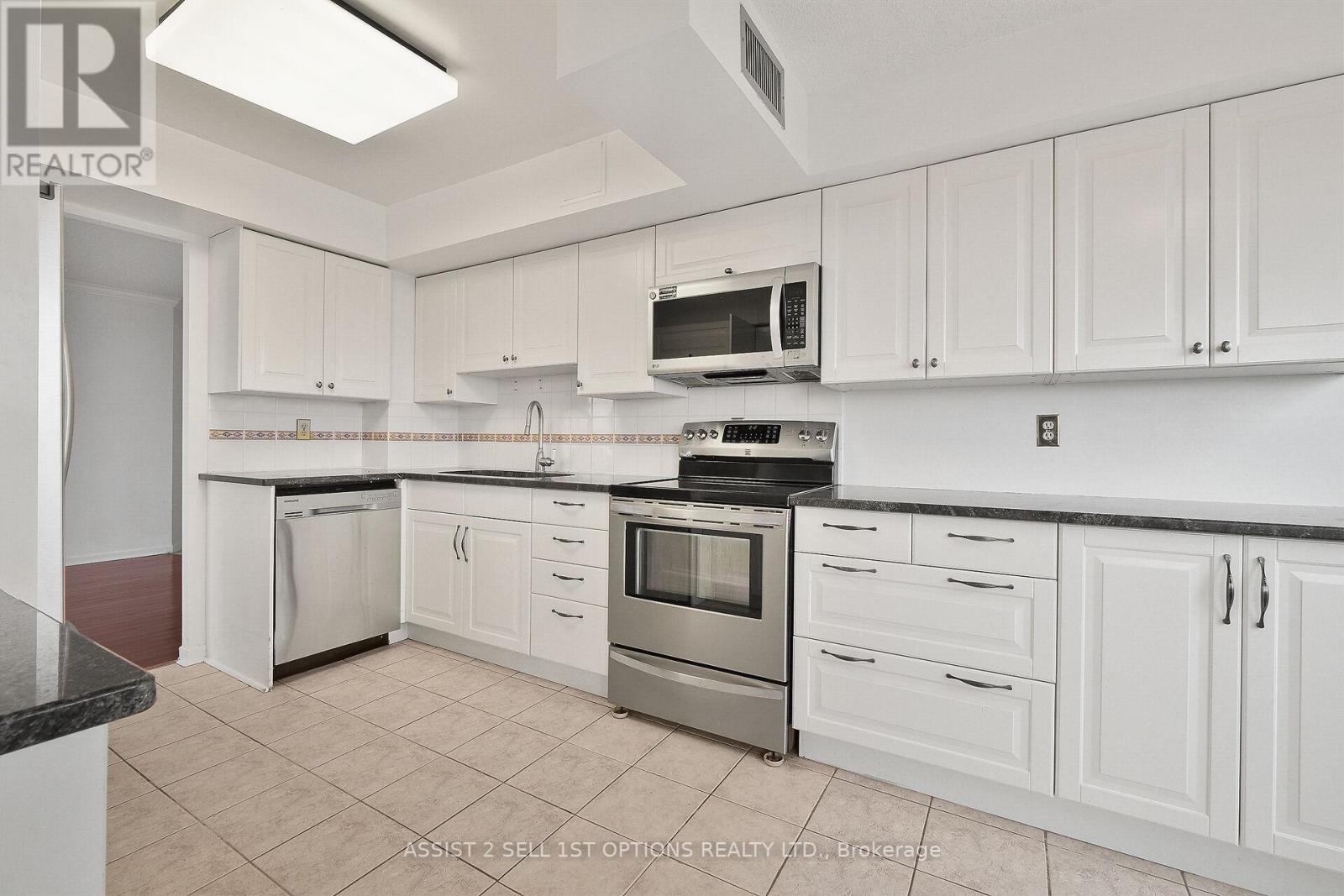 807 - 1500 Riverside Drive