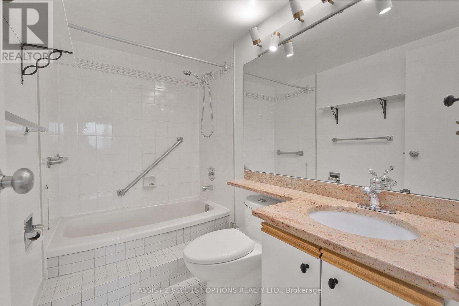 807 - 1500 Riverside Drive