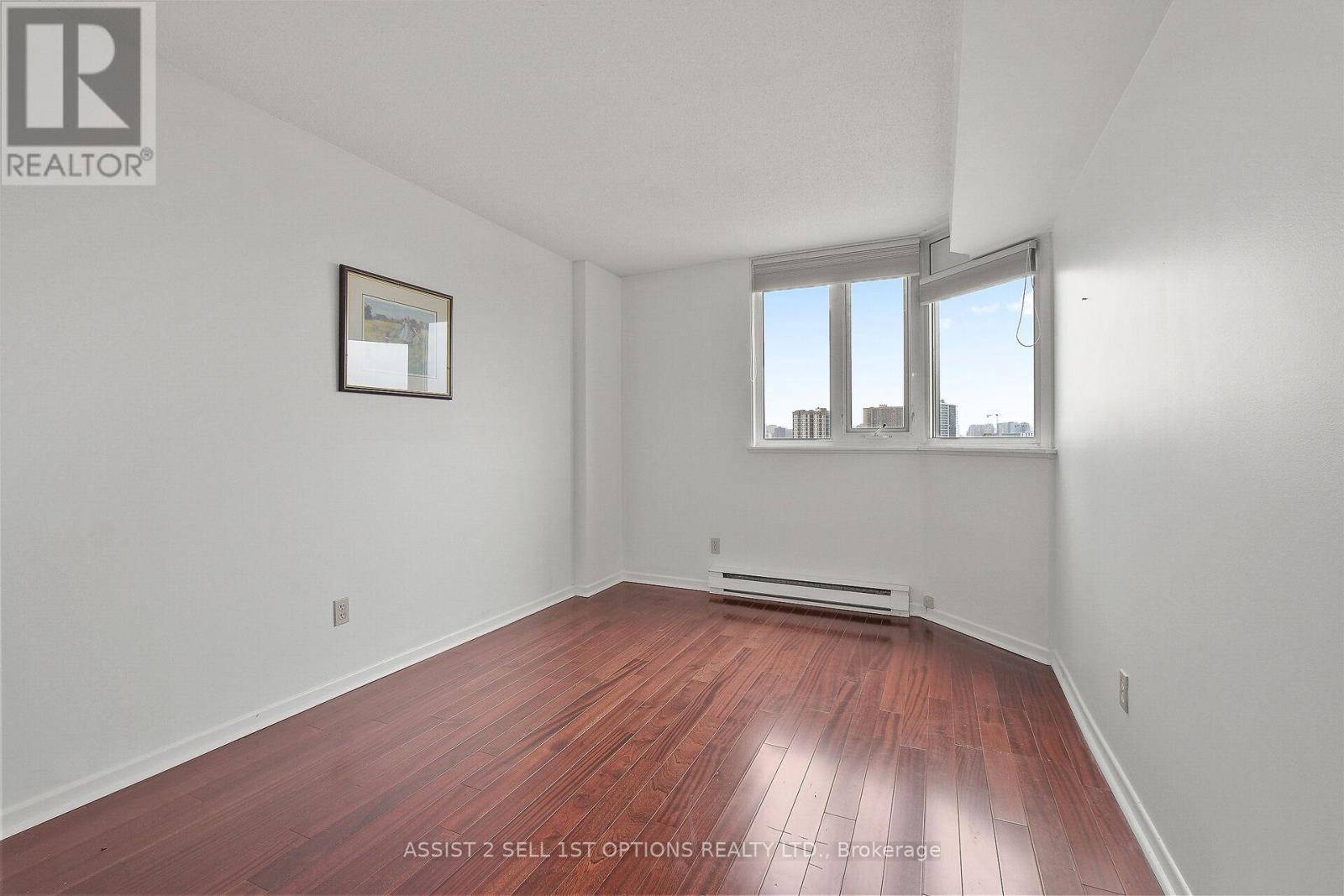 807 - 1500 Riverside Drive