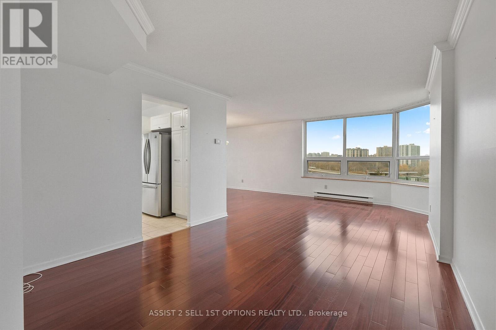 807 - 1500 Riverside Drive