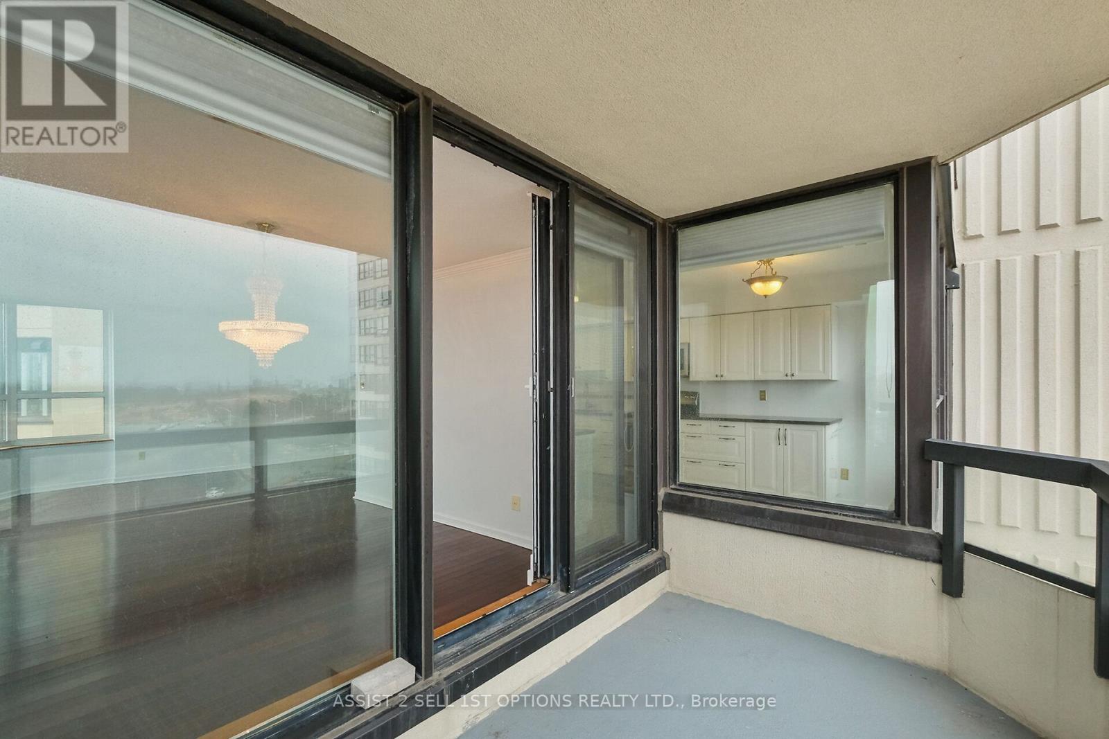 807 - 1500 Riverside Drive