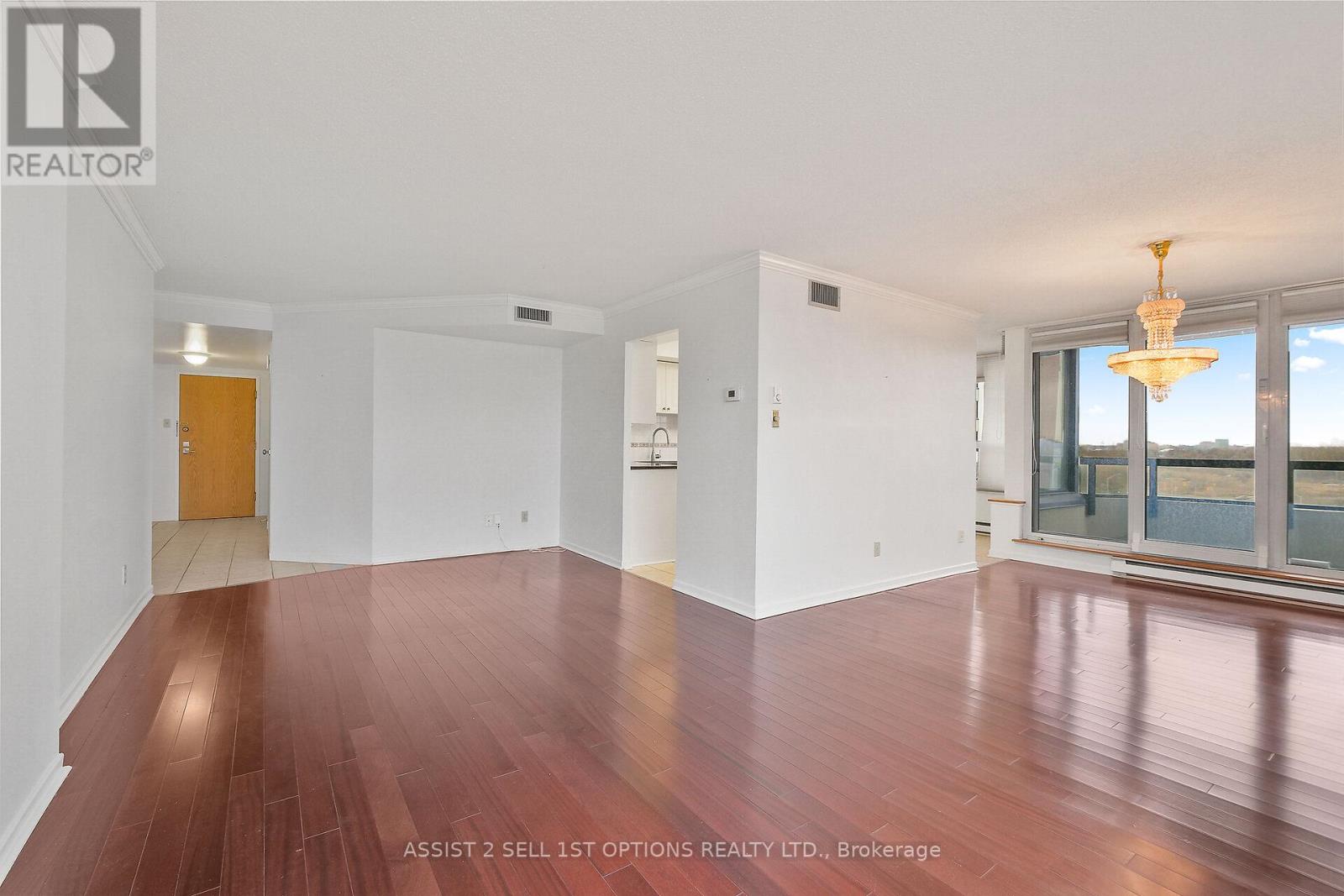 807 - 1500 Riverside Drive