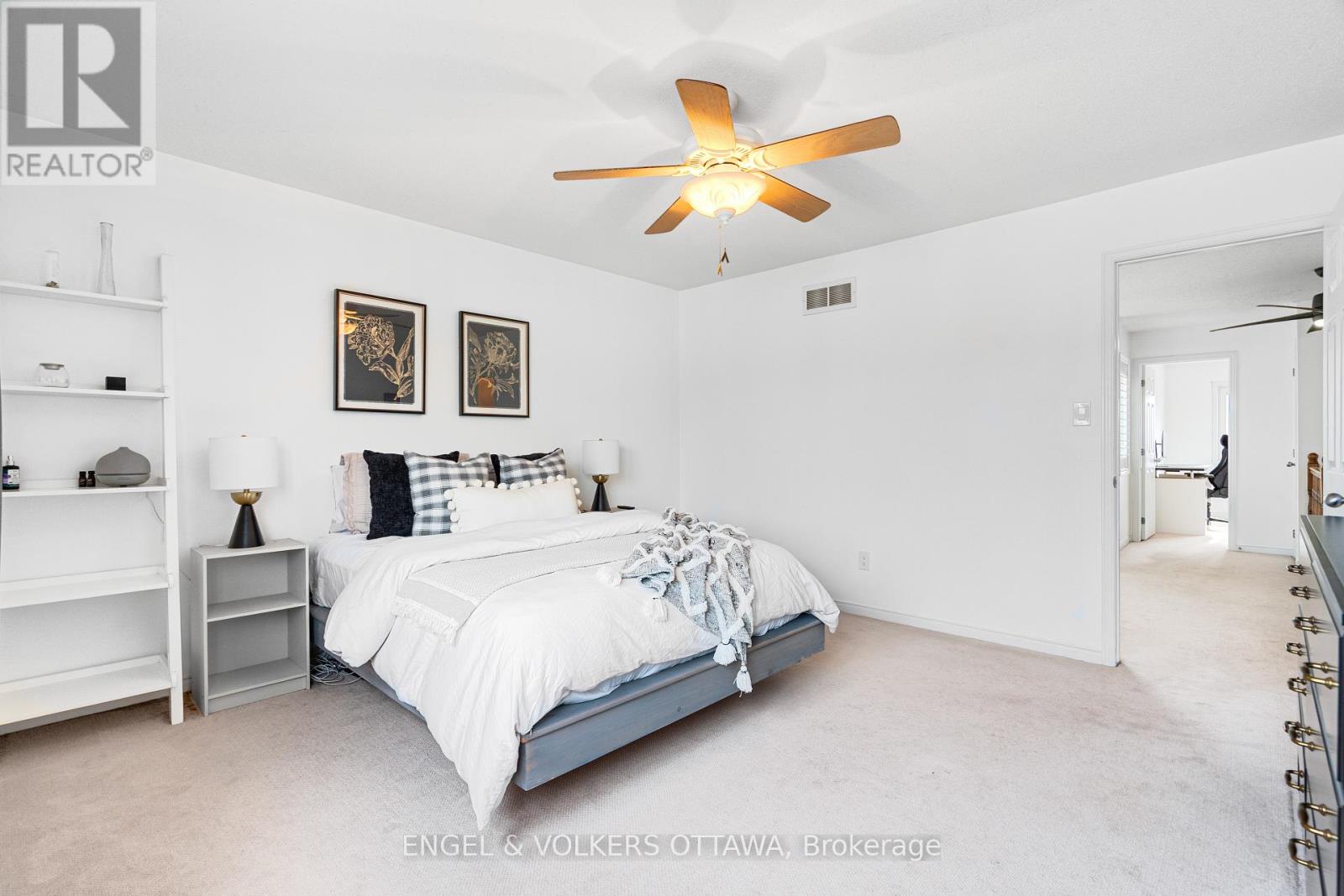 293 Silbrass Private