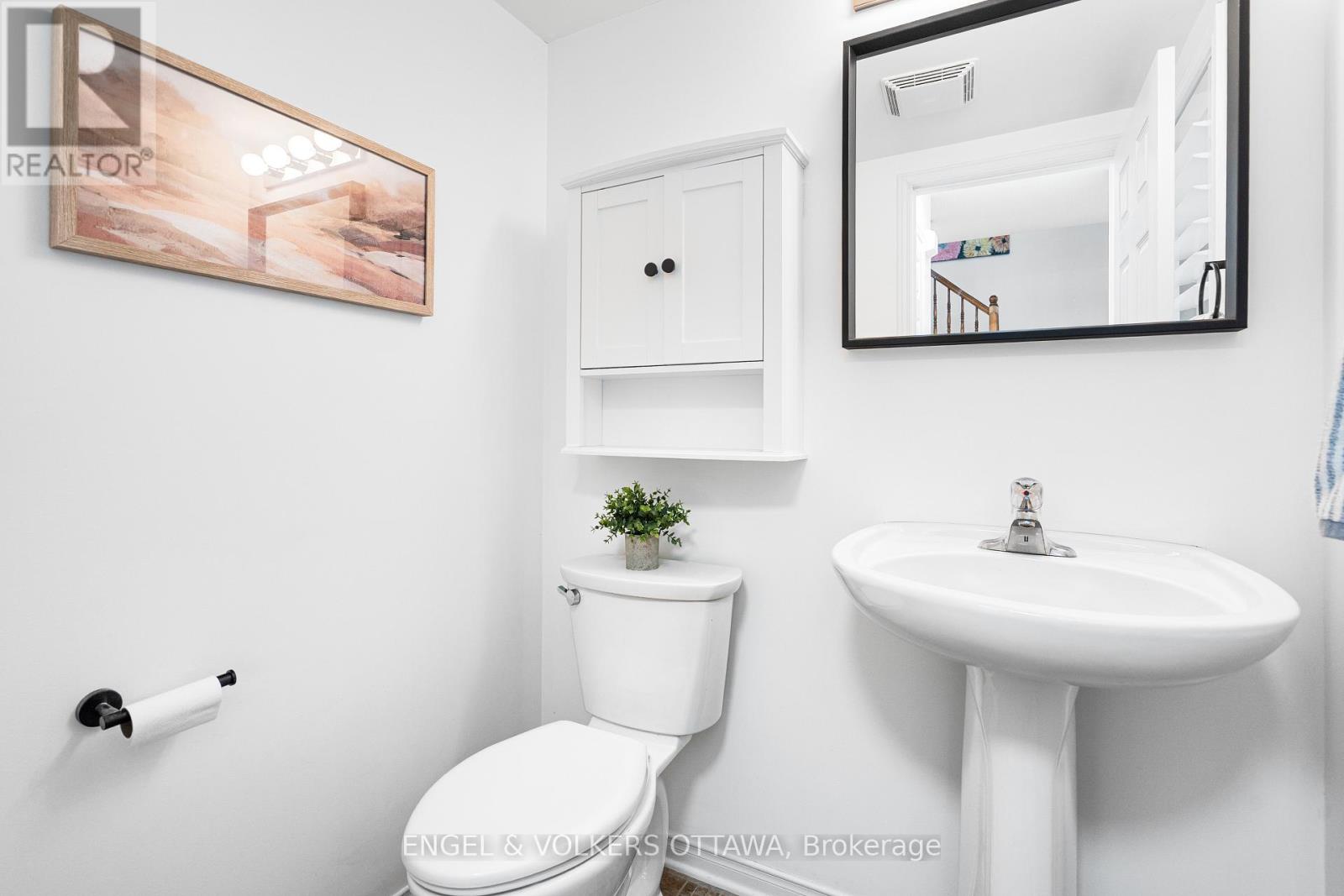 293 Silbrass Private