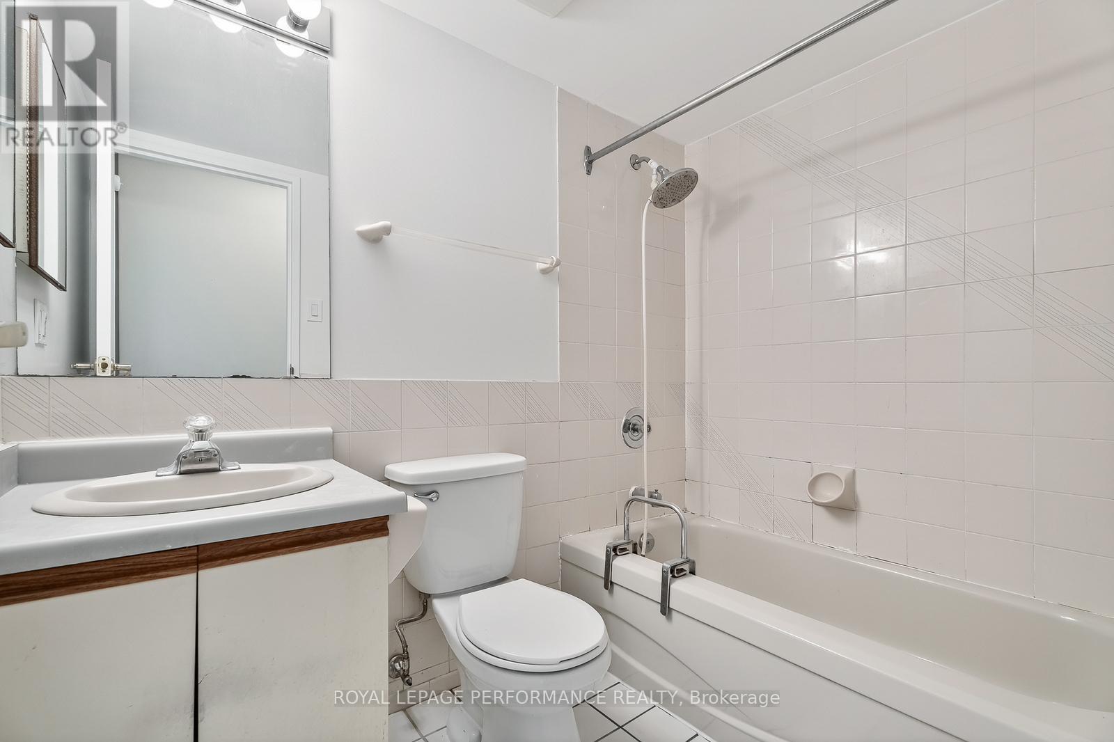 1603 - 160 George Street