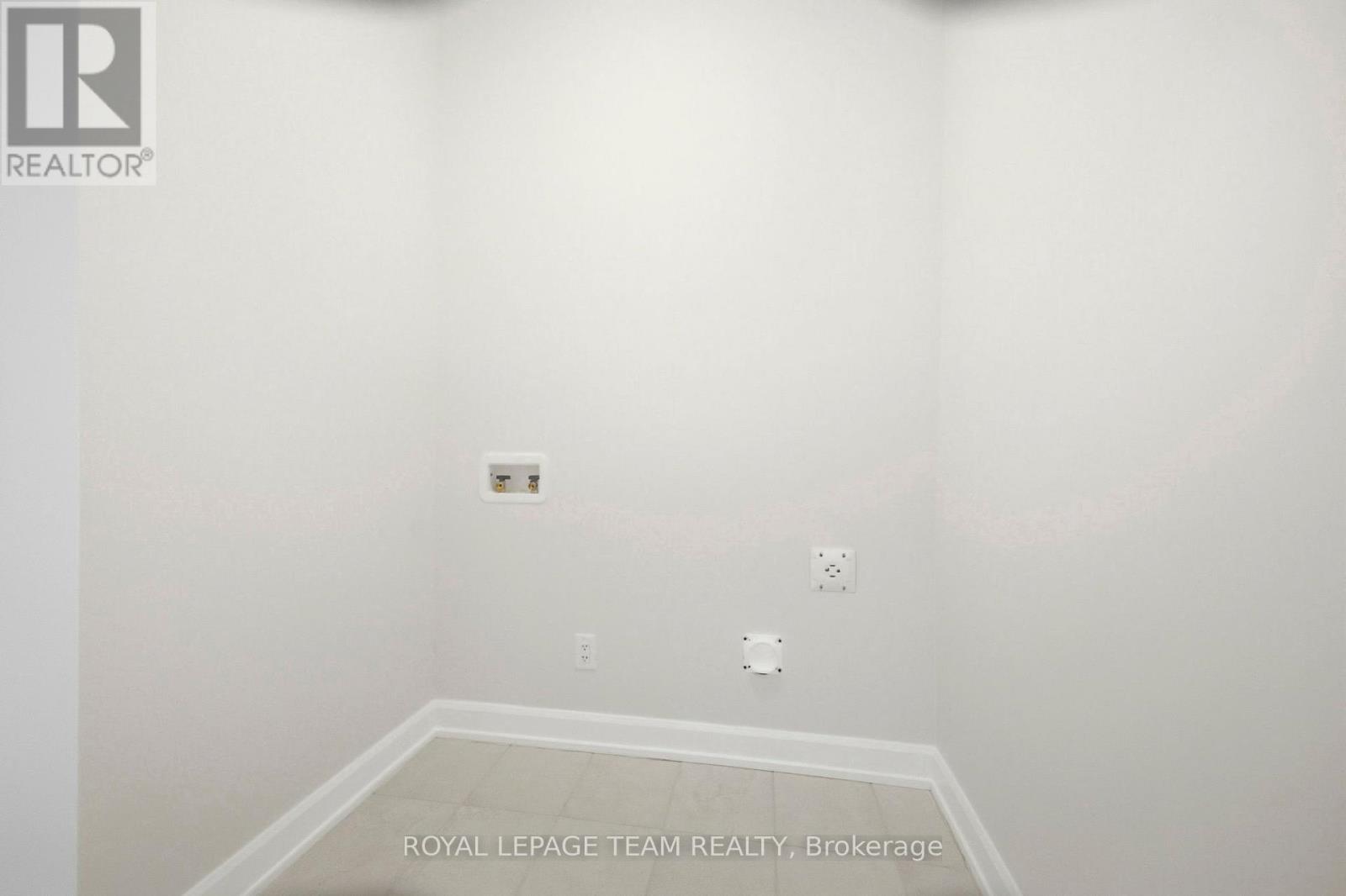 537 Swinley Crescent