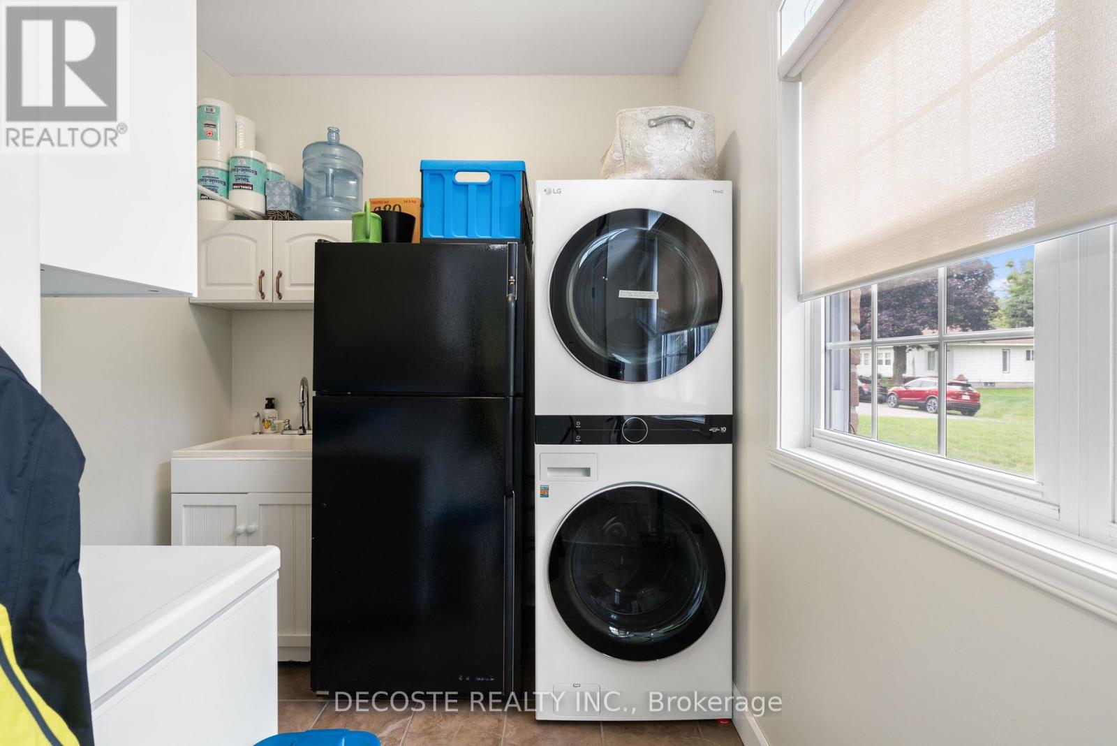 21190 Bayview Avenue