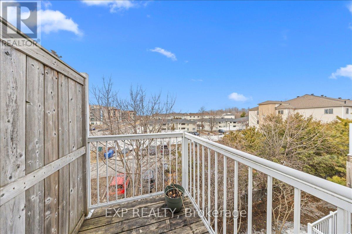 57 Steele Park Private