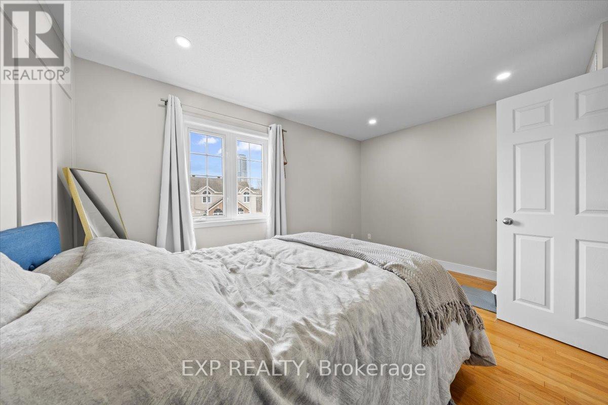 57 Steele Park Private