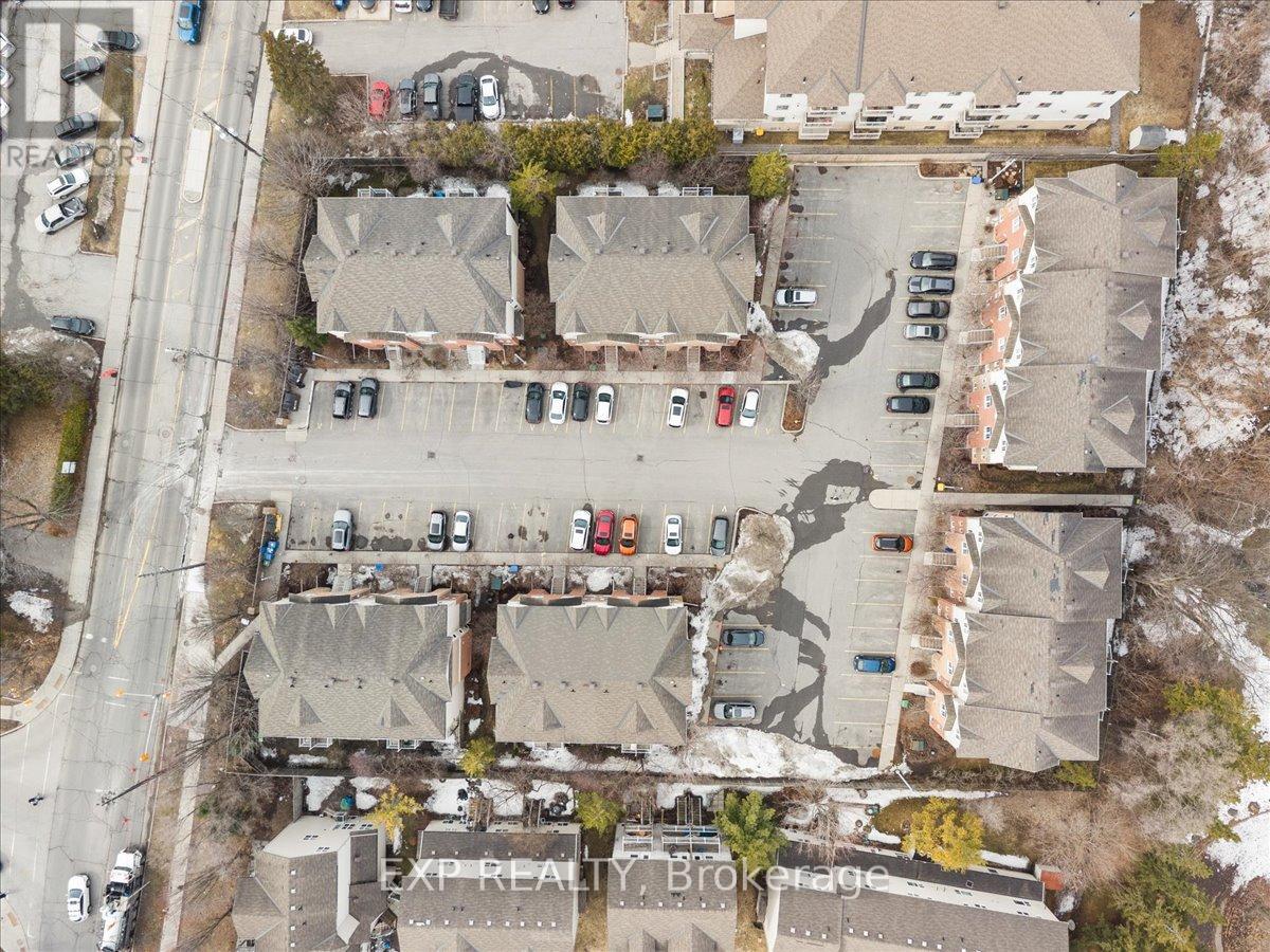 57 Steele Park Private