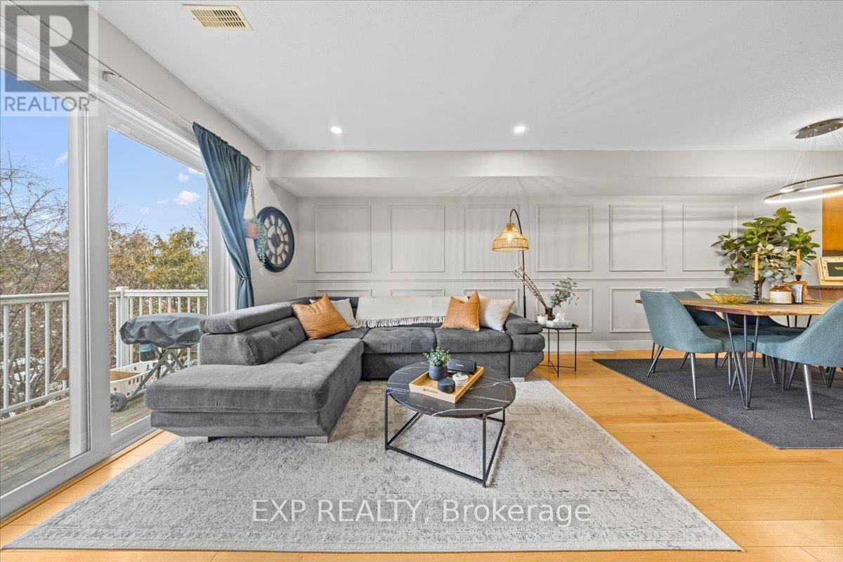 57 Steele Park Private