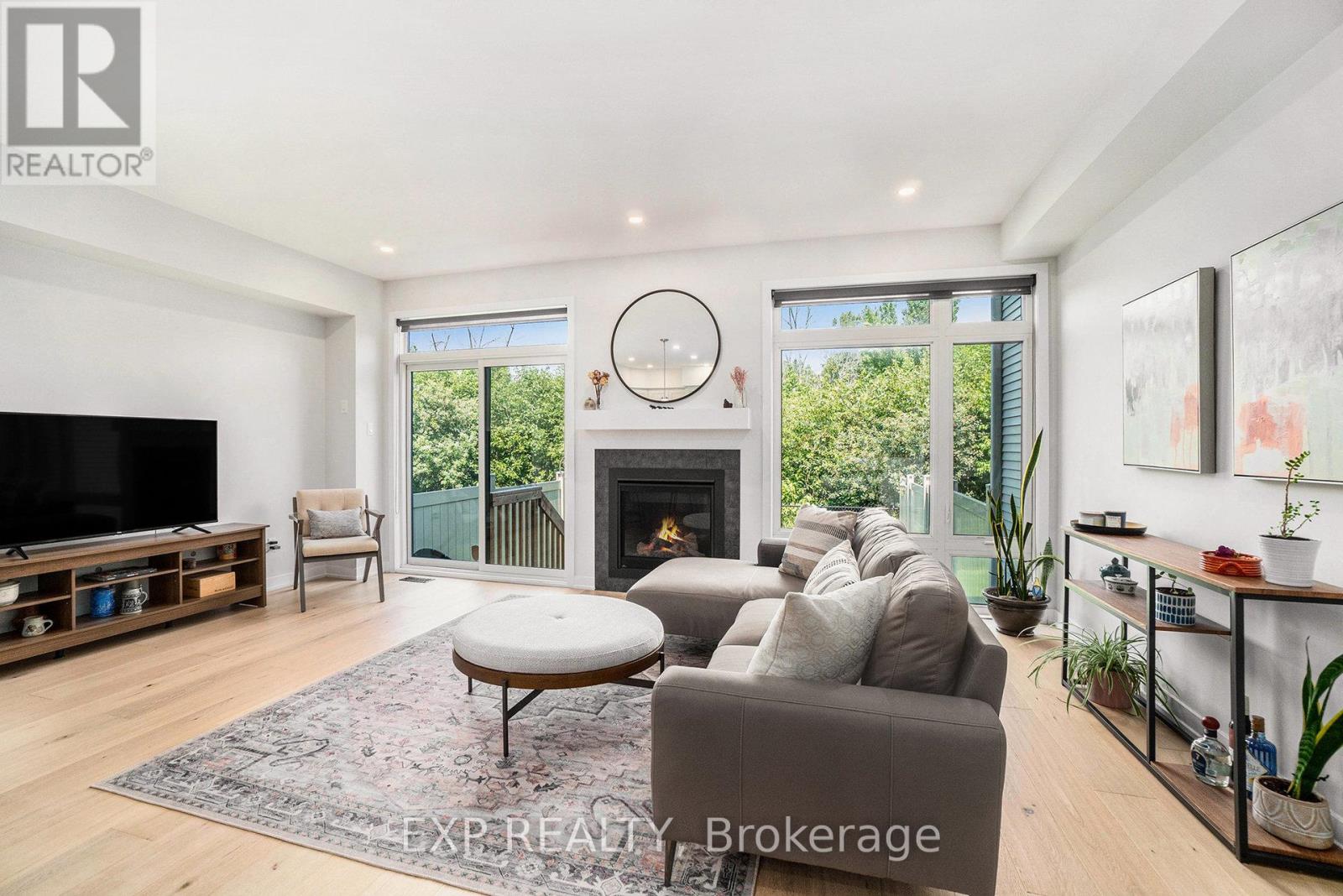 147 Wabikon Crescent