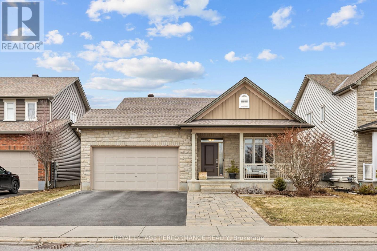 15 York Crossing Crossing