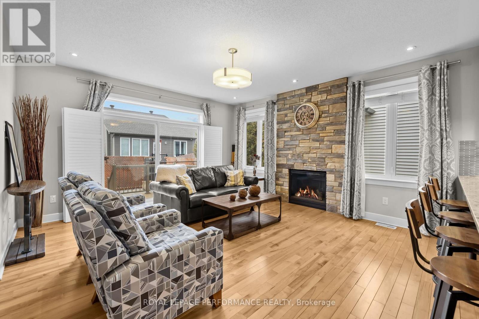 15 York Crossing Crossing