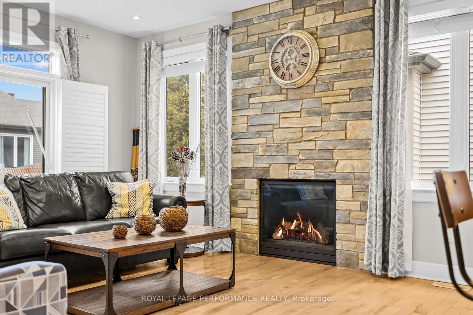 15 York Crossing Crossing