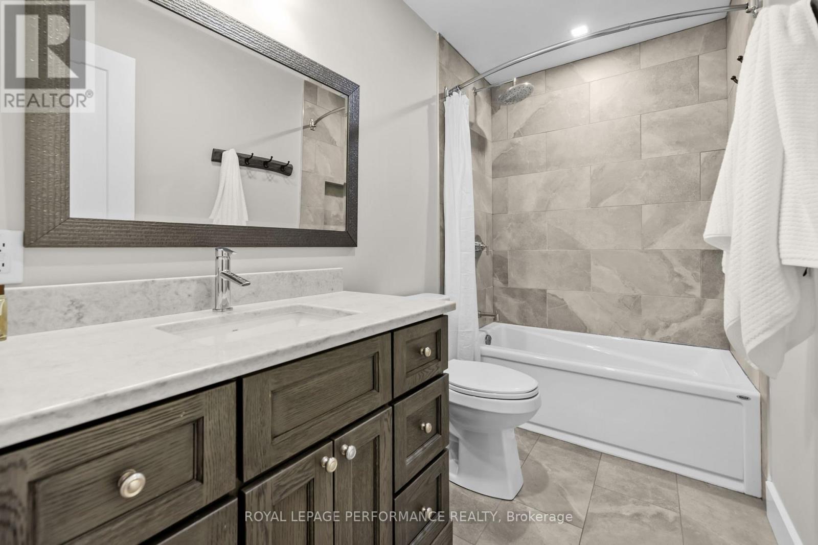 15 York Crossing Crossing